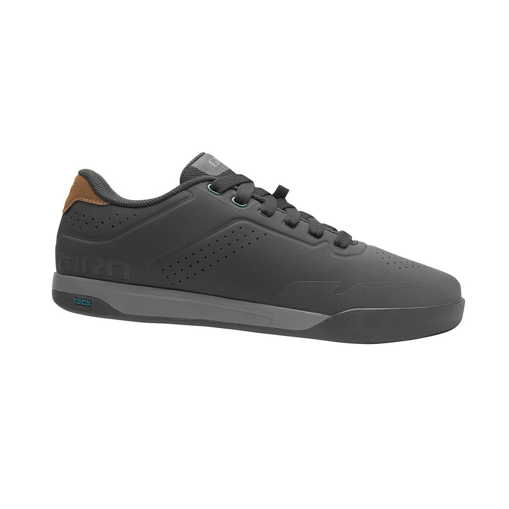 Giro Latch Black/Dk Shadow