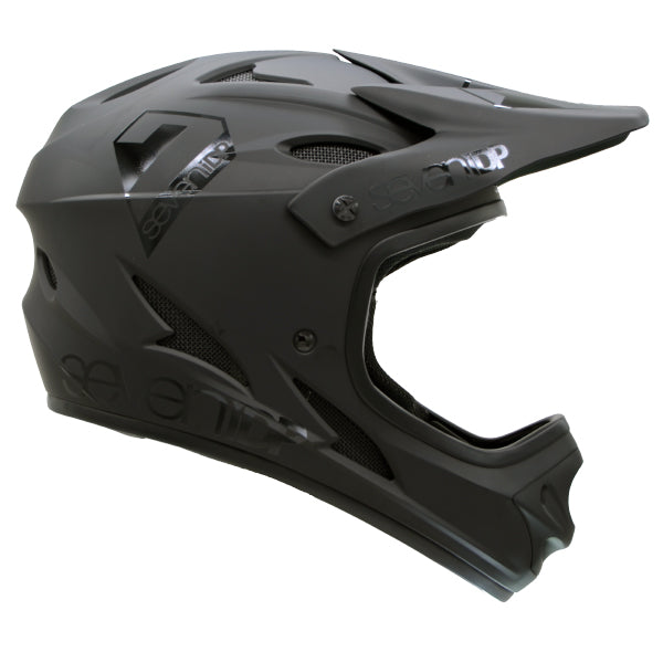 7iDP M1 Helmet - Matt Black/Gloss Black